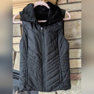 North Face Black Quilted Vest Small